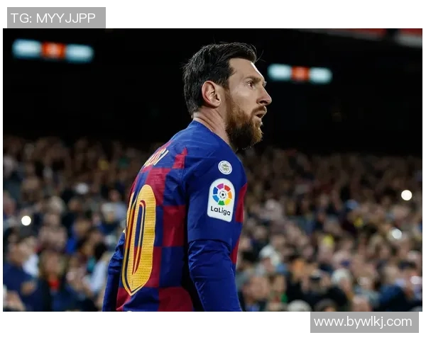 当今足坛最红火的明星球员盘点与他们的辉煌成就分析