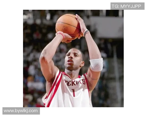 足球明星圆头形象大赏展现他们独特魅力与风采的精彩瞬间 足球明星圆头形象大赏展现他们独特魅力与风采的精彩瞬间