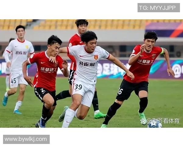 成都排球队力量争议引发热议球迷对实力与战术的不同看法交锋 成都排球队力量争议引发热议球迷对实力与战术的不同看法交锋