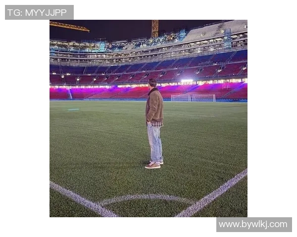 在街头偶遇足球明星卡卡的奇妙瞬间与难忘回忆